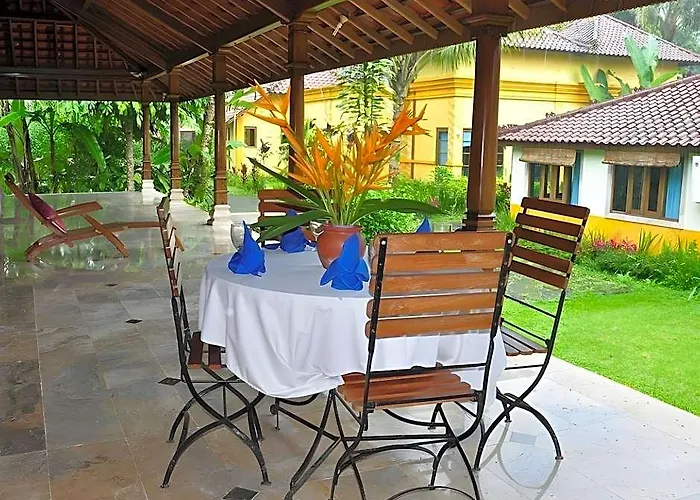 Otel Raffles 2*